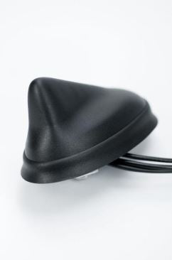 Verschraubbare Shark/Dachantenne mit 3 Kabel 2G/3G/GPS/Bluetooth/WiFi 2,4/